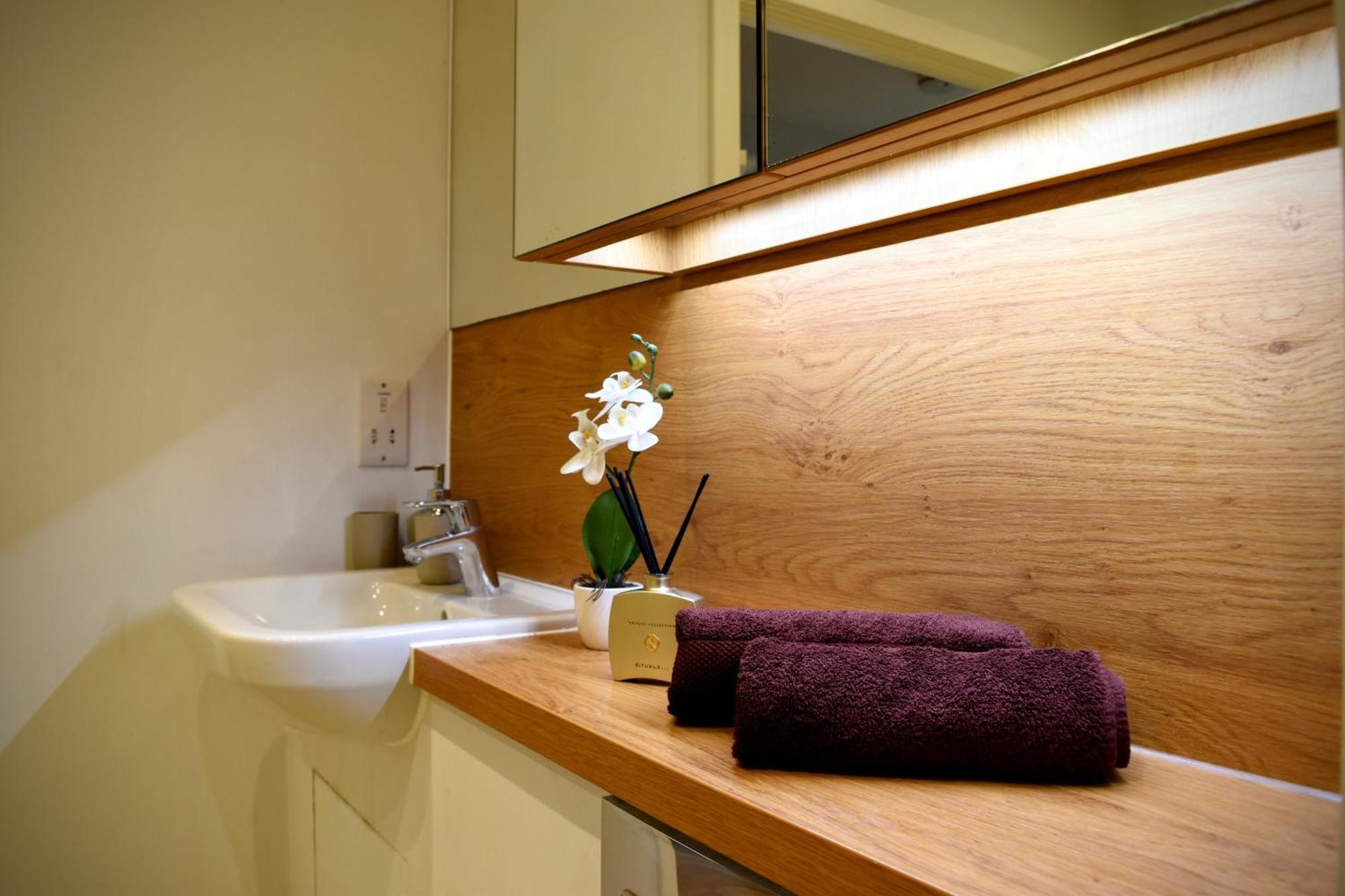 Modern London Apartment Near Greenwich - Rooftop City View Dış mekan fotoğraf